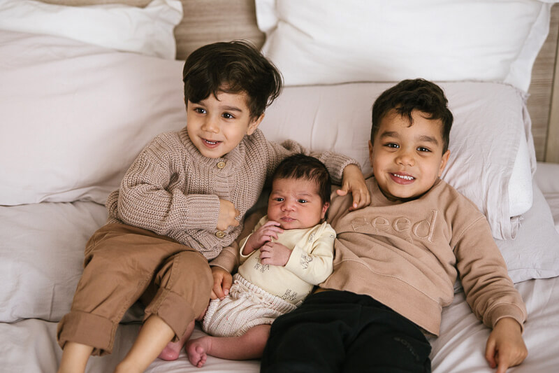 Family, Wedding & Newborn Photographer in Melbourne | Gill Juergens Photography | Newborn photos with Lucas and his big brothers | Gill Juergens Photography