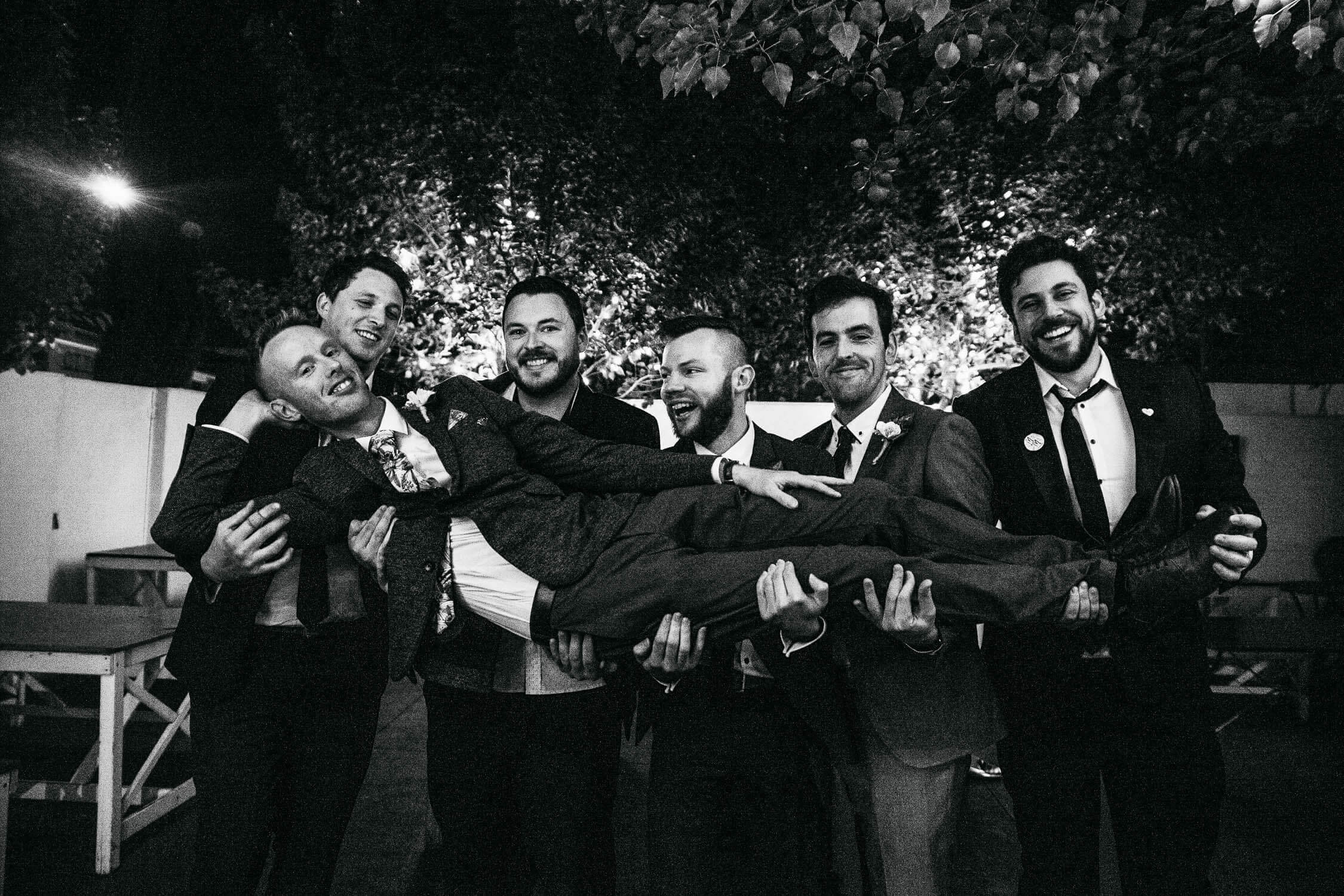 Family, Wedding & Newborn Photographer in Melbourne | Gill Juergens Photography | The colourful wedding of Mike and Morgan | Gill Juergens Photography